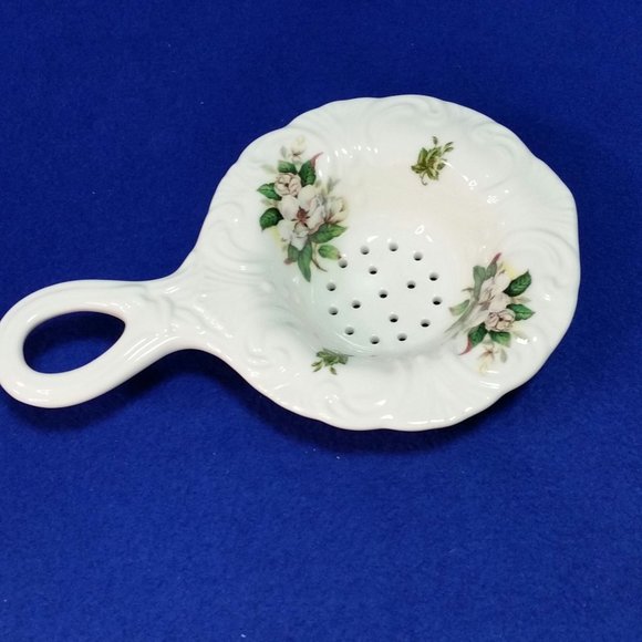 Tea Strainer With Dogwood Flowers and Handle Tea Bag Holder 1950's Pre-Owned - Picture 8 of 10